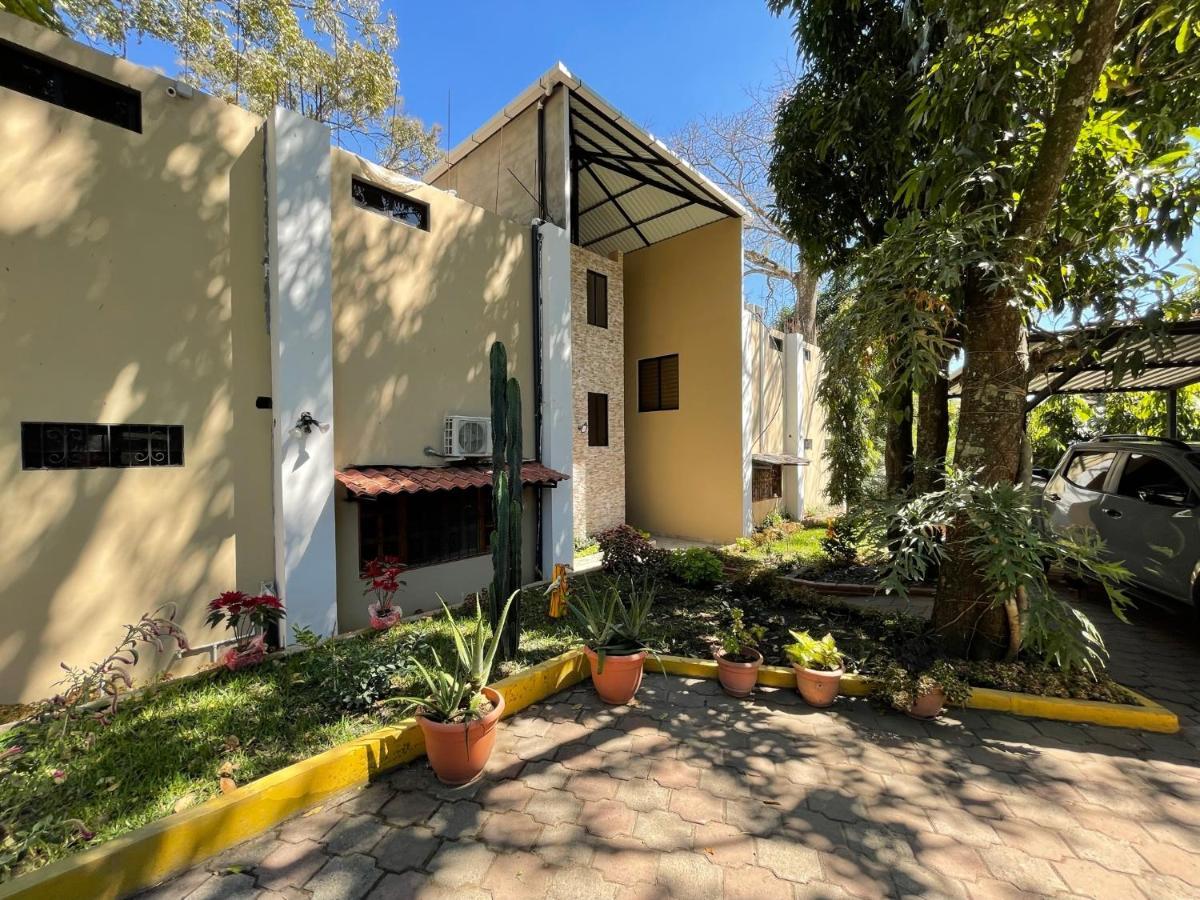 Villa Las Flores 圣萨尔瓦多 外观 照片