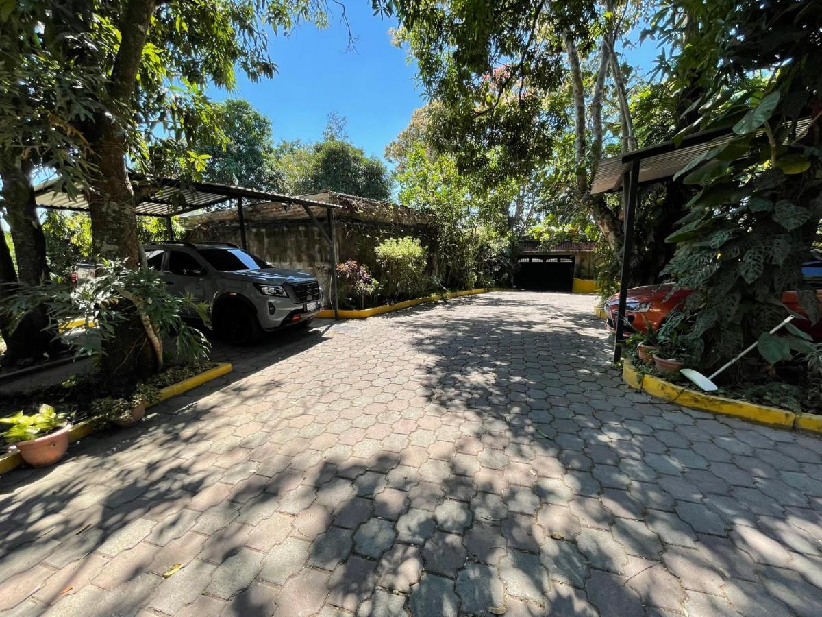 Villa Las Flores 圣萨尔瓦多 外观 照片