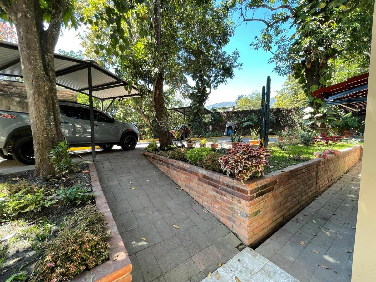Villa Las Flores 圣萨尔瓦多 外观 照片
